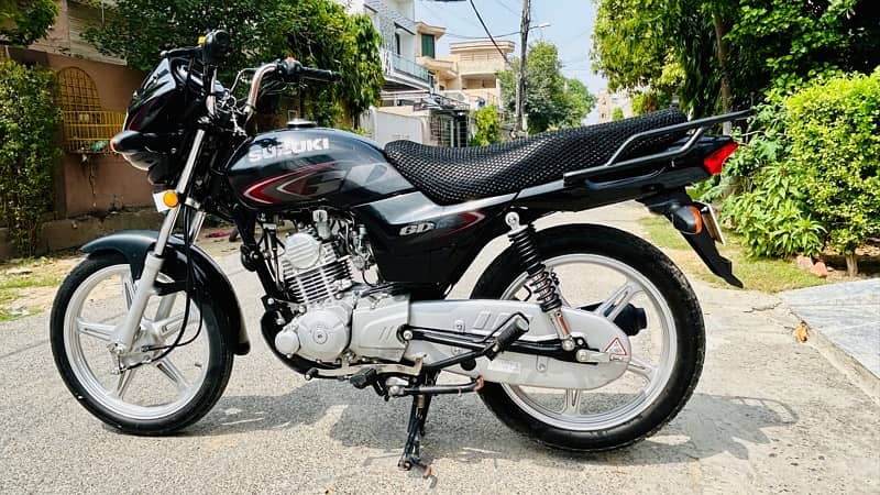 SUZUKI GD 110S, Registration Dec 2021. Model 2022. LIKE NEW) 4