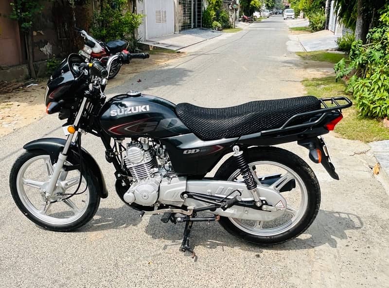 SUZUKI GD 110S, Registration Dec 2021. Model 2022. LIKE NEW) 6