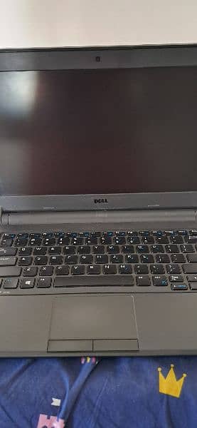 Dell Latitude 3340 1