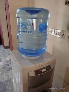 Water Dispenser in Mint Condition