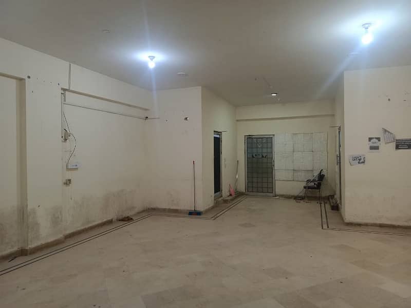 1000 Sqft 3rd Floor Office Available On Rent In I-8 Markaz Islamabad 6