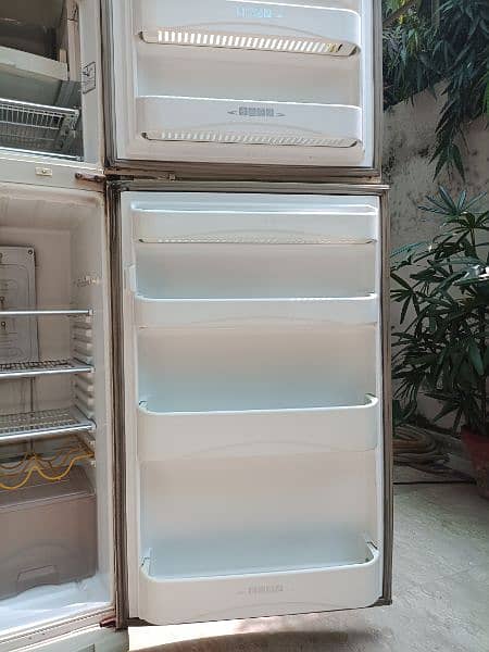 Dawlance refrigerator for sale 1