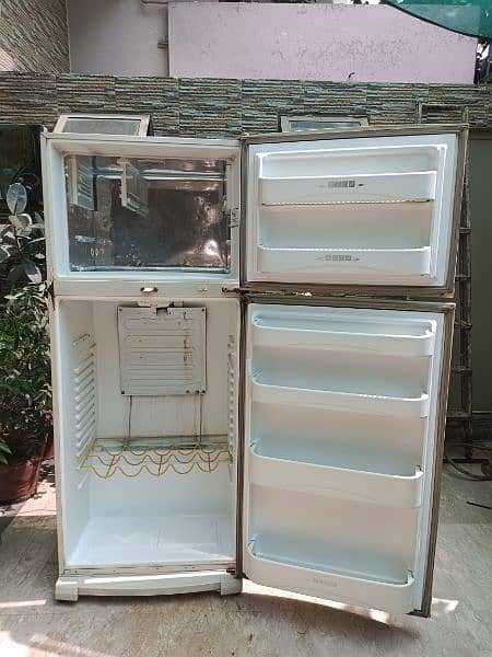 Dawlance refrigerator for sale 13