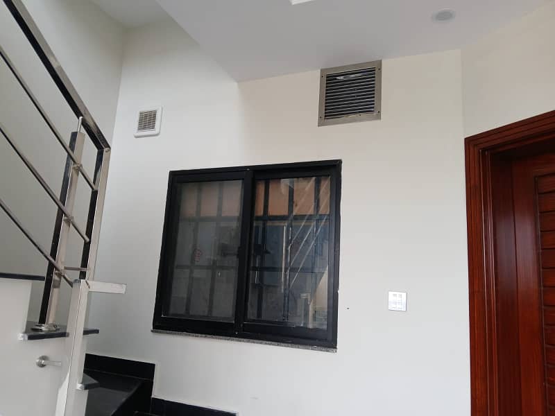 5 MARLA IDEAL LOCATION BRAND NEW HOUSE FOR SALE IN BAGH-E-IRAM SOCIETY 2