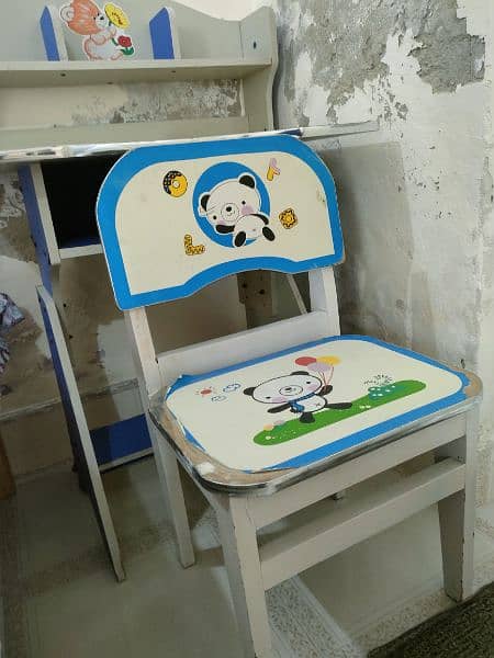 kids study table and chair 5