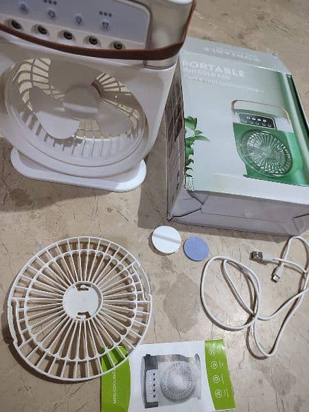 MINI PORTABLE COOLING FAN 4