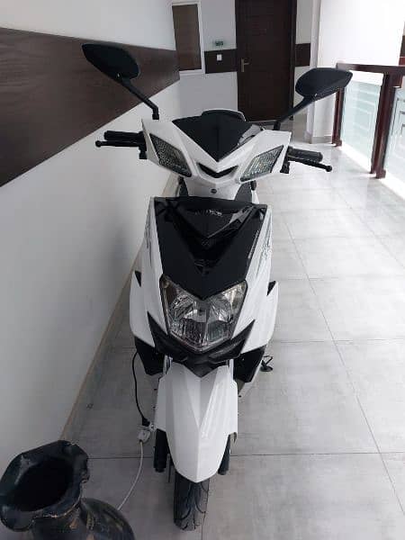 Jolta Electric Scooty for Sale Lithium ion Battery 1