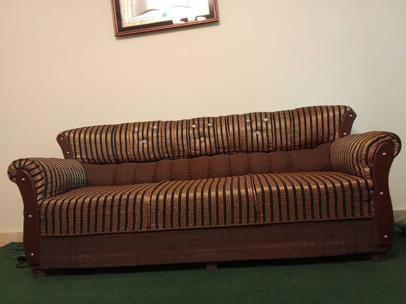 10 Seater Sofa set. can be given as 5 seater set separately too 3