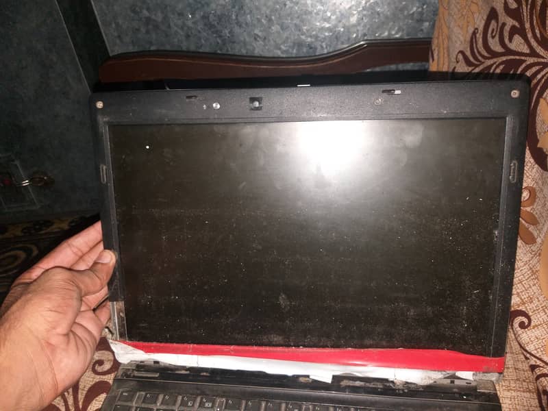 Hp laptop accessories Ram/ Hard500gb /Lcd/keybord/ 2