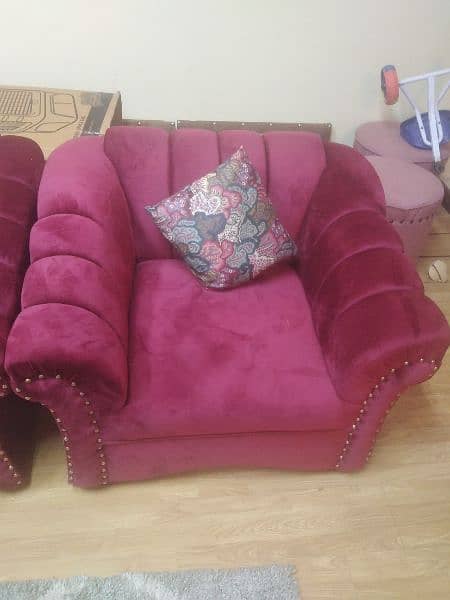 5 Seater sofa 1