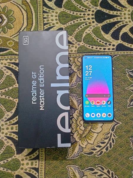 Realme GT MASTER Edition with Box Charger 1