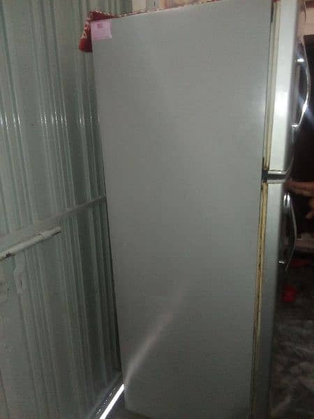 fridge with freezer company Haier 0