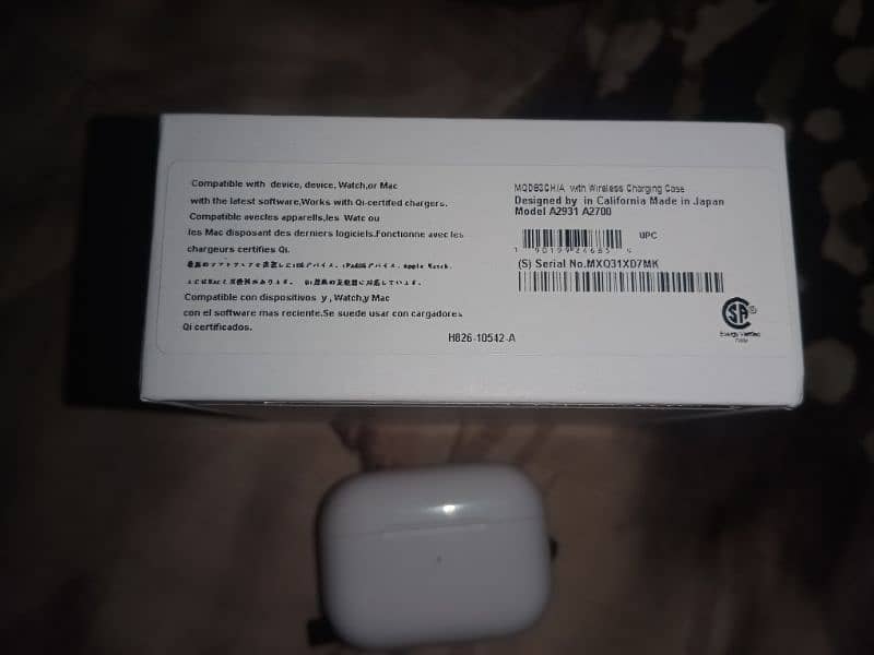 Airpods pro 2nd generation original for sell with long battery timings 5