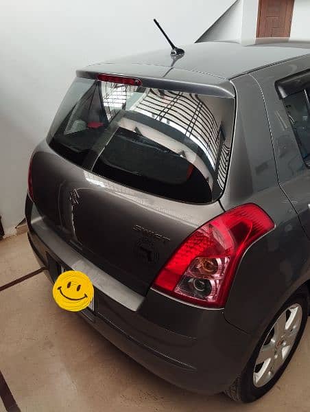 Suzuki Swift 2010 1