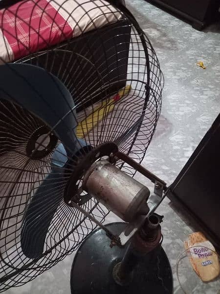 Ac Dc fan with adaptor and stand 1