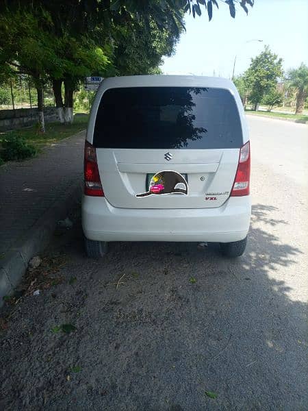 Suzuki Wagon R 2018 1