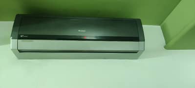 GREE G10 INVERTER 1.5 TON HEAT & COOL