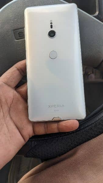 Sony Xz3 . . PUB. G lover gift 23500. PTA approved 10/10 ,,03346980597 4