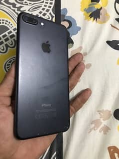 iPhone 7  plus 0