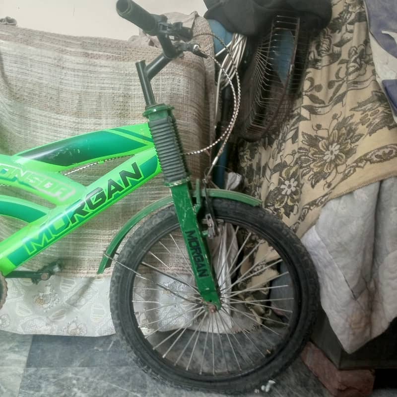 Morgan green cycle for sell, in good condition. 3