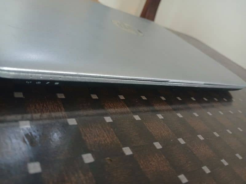 HP Elitebook 820 G4 7