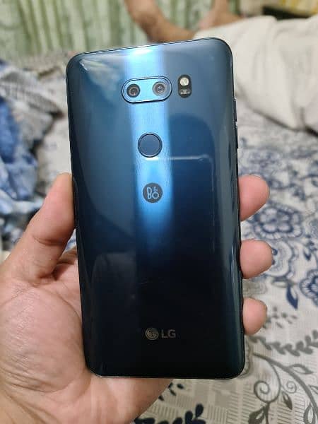 LG V30 0