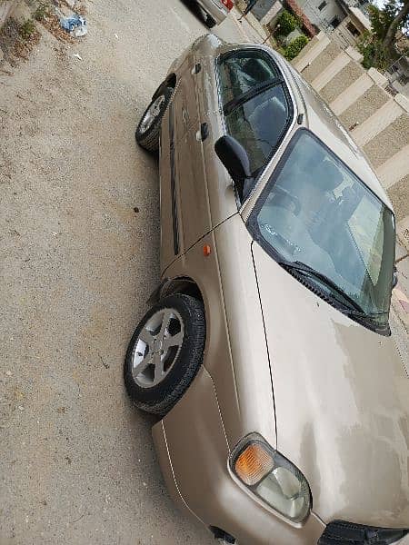 Suzuki Baleno Model 2004 1