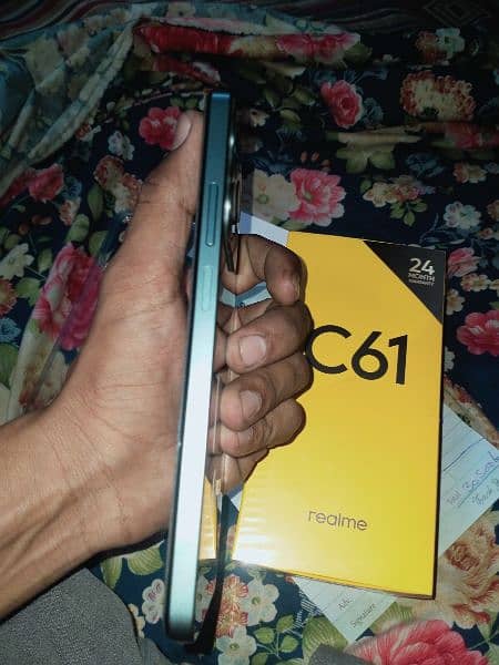 Realme c61 4