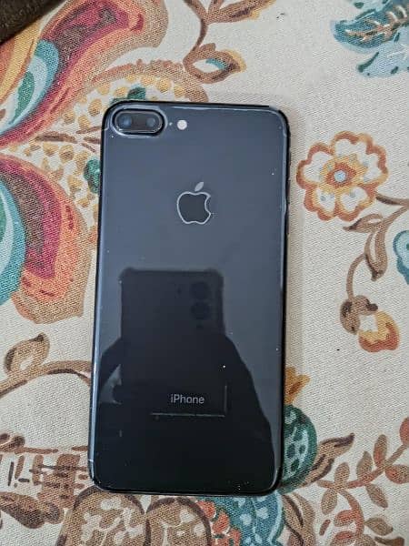 Apple iphone 7 plus 128 PTA 3