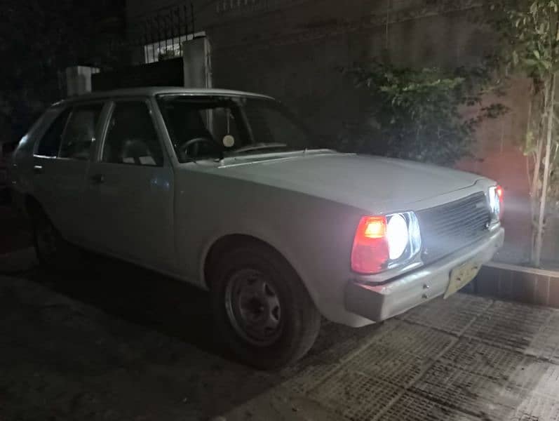 Mazda 323 1978 4