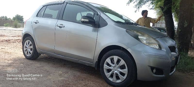 Toyota Vitz 2007 13