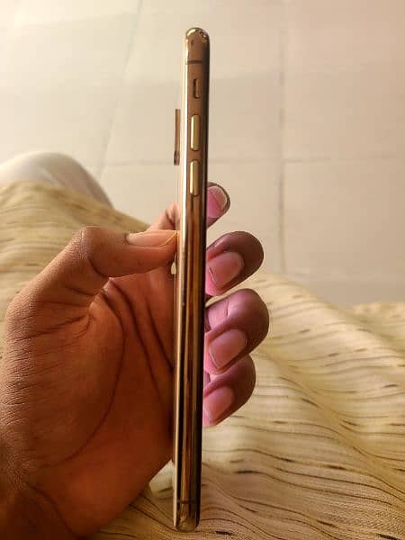 iPhone xs max pta approved 5