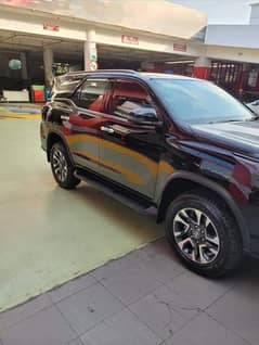 Toyota Fortuner Legender 2023