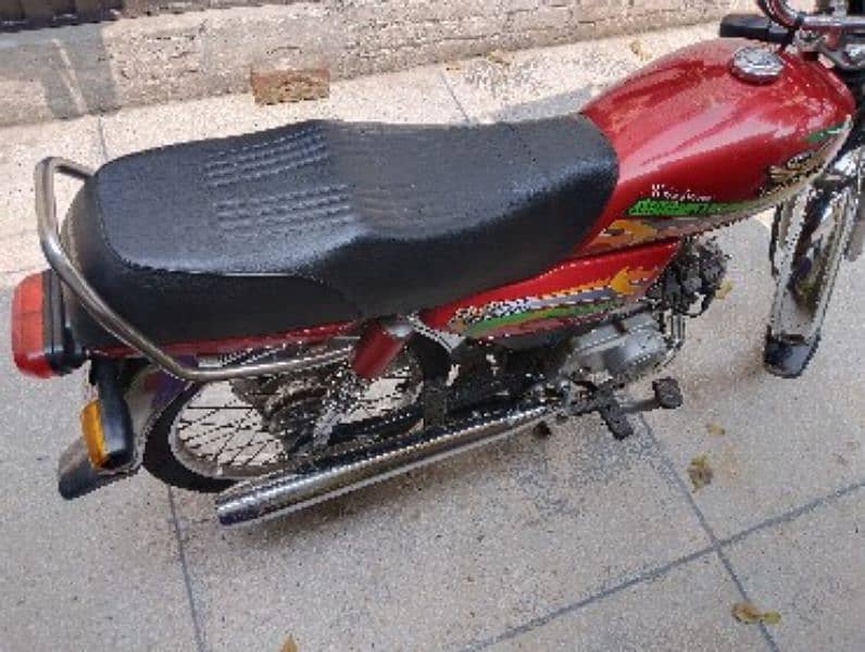 Road Prince 70cc bike Red Colour Good Condition 0 3 2 1 6 3 4 7 5 7 7 4