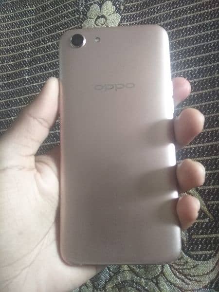 oppo a 83 0