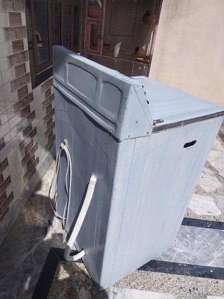 Washing machine available for sale 1