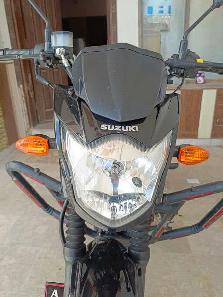 Suzuki GR 150 | 2023 Model | Geniune Showroon Condition | Bikes 3