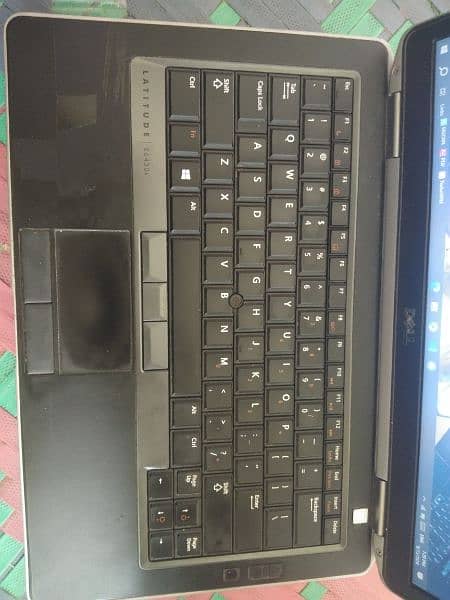 Dell Latitude E6430s 1