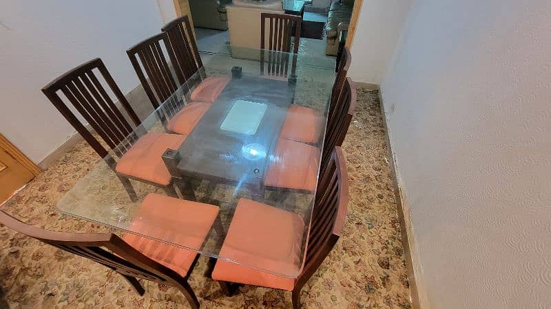 8 - Persons Chairs Dining Table Set in 10/10 4