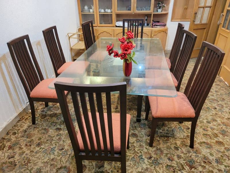 8 - Persons Chairs Dining Table Set in 10/10 7