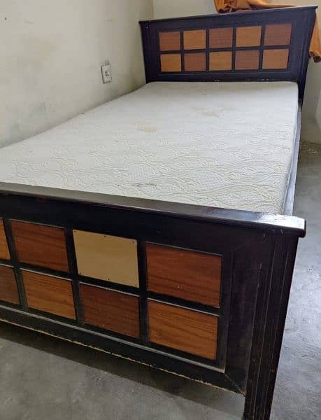 2 - single bed with mattress 1