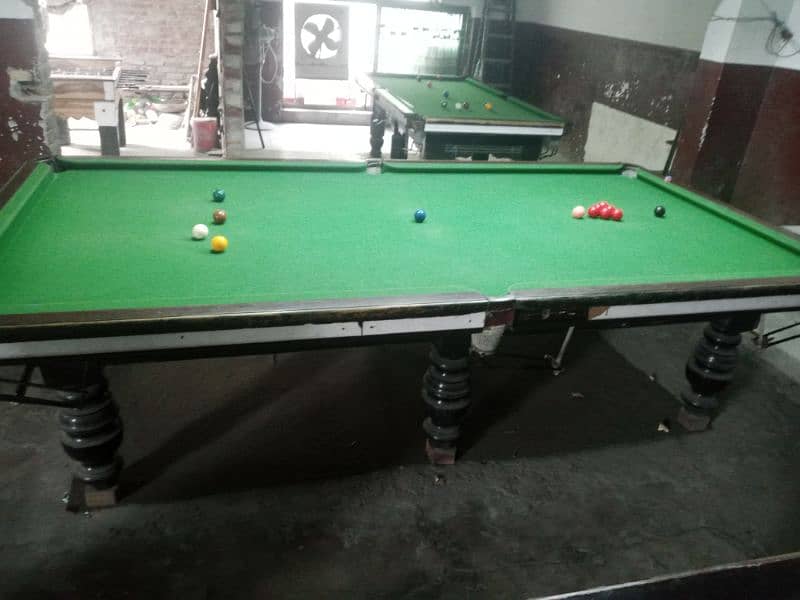 snooker table 6red to stick 1