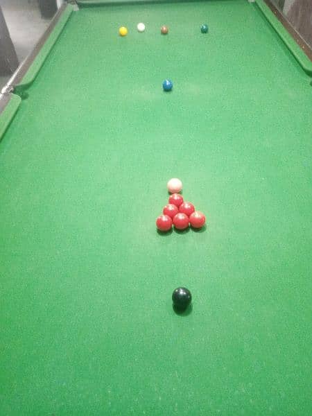 snooker table 6red to stick 2