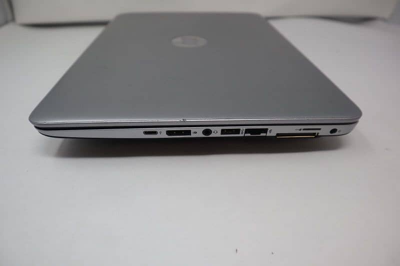 #HP Elitebook Slim Ultra 840-G3 
Intel core i7-6th Generation 3