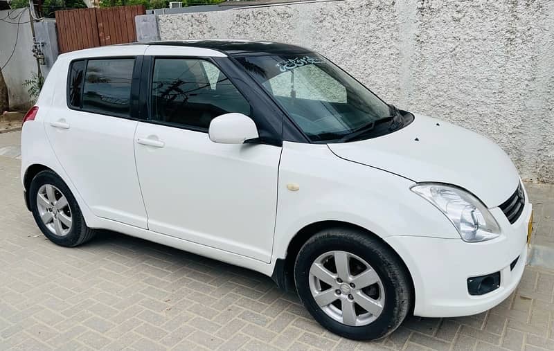 Suzuki Swift 2015 DLX 2