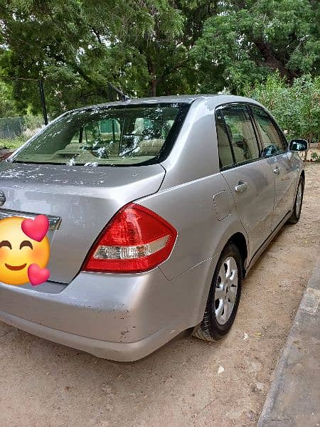 Nissan Tiida 2008 5