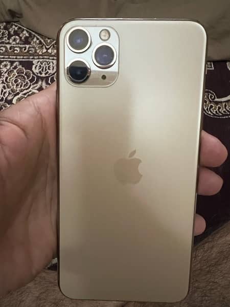 Iphone 11 pro max / 256gb / PTA Approved 1