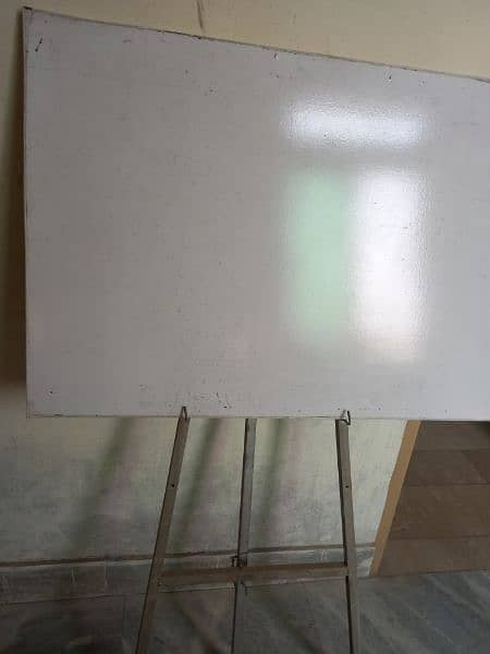 white boards with stands 3