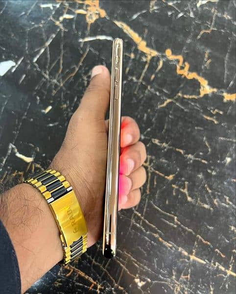 iPhone 11 pro max non pta 3