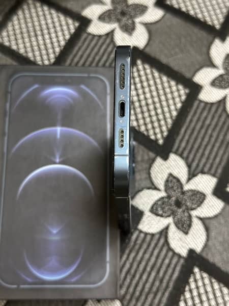 Apple iPhone 12 pro max 128Gb Pta Approved 5